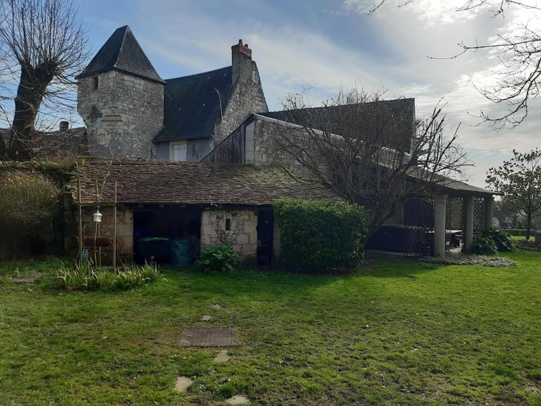 Domaine Les Feuillants Hotel Crouzilles Exterior photo